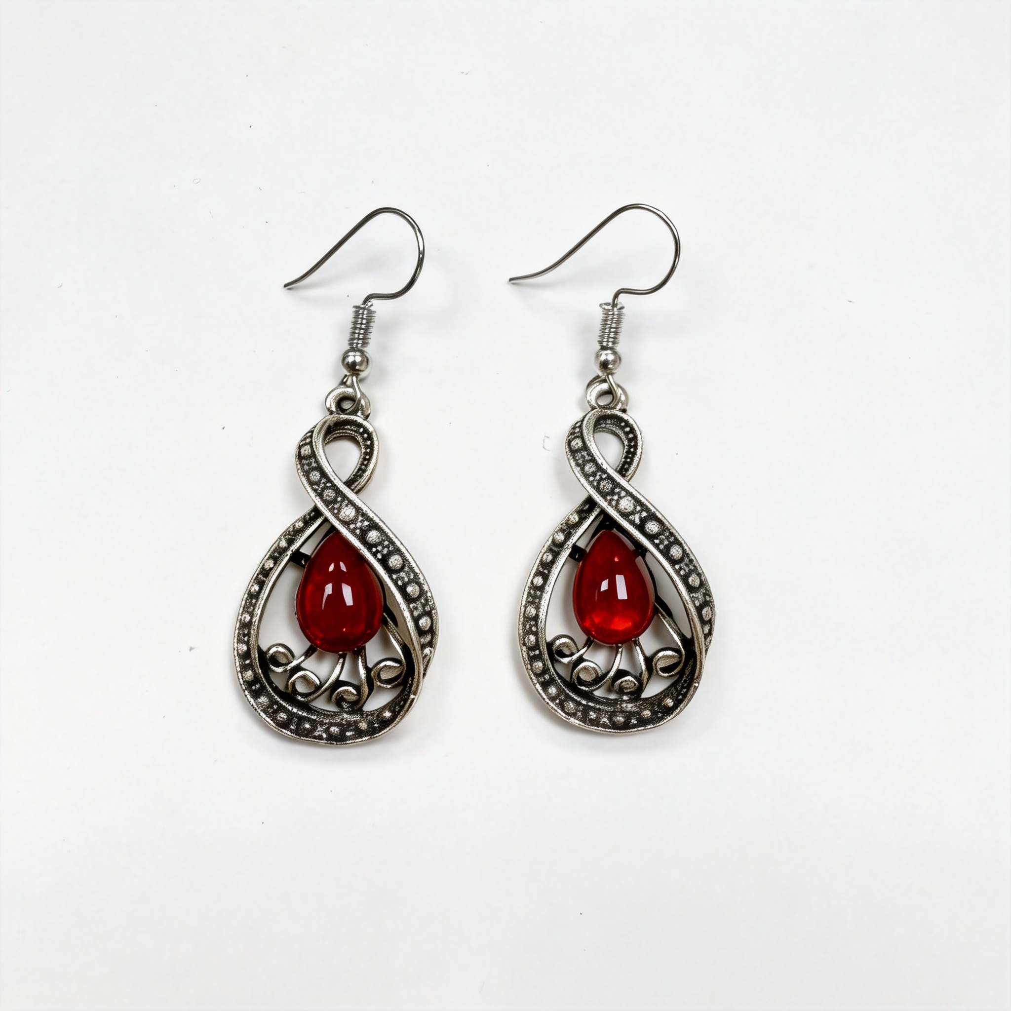 Pendiente retro gota Vintage – MINOMINO